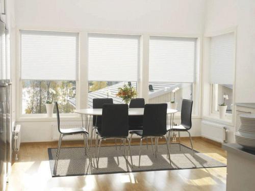 30805 1392632976 250 30805