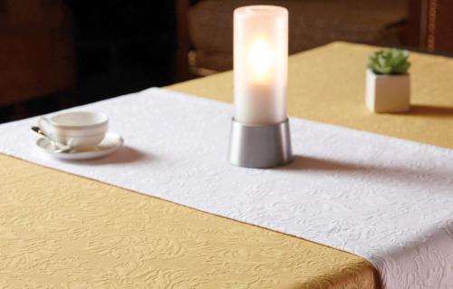 1673 1392390800 192 1673